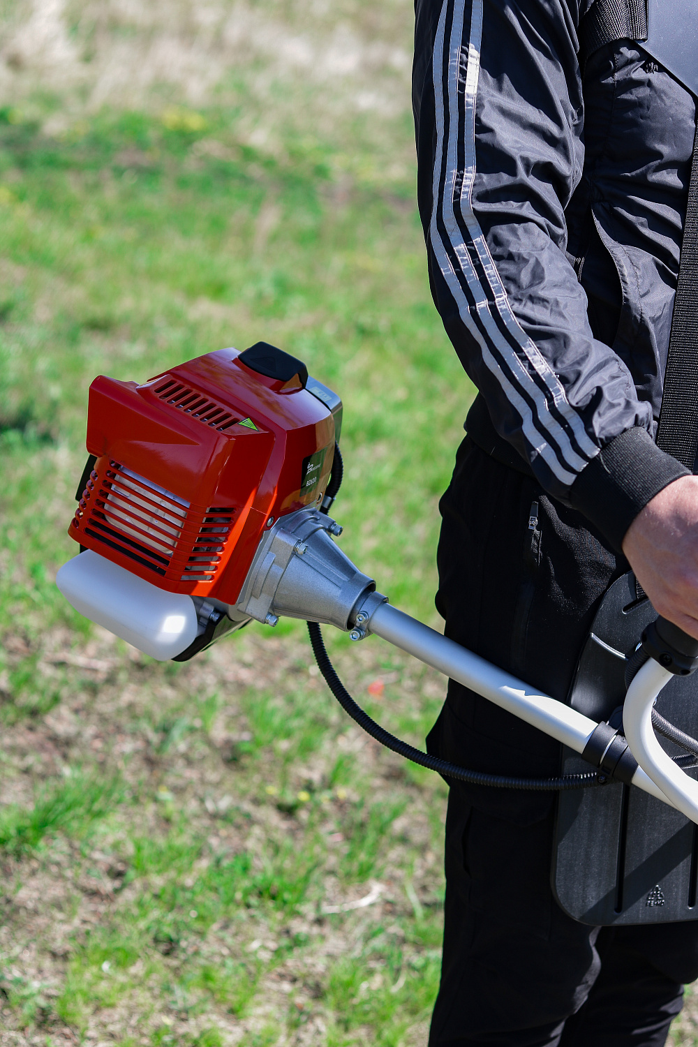 Новое поступление травокосилок